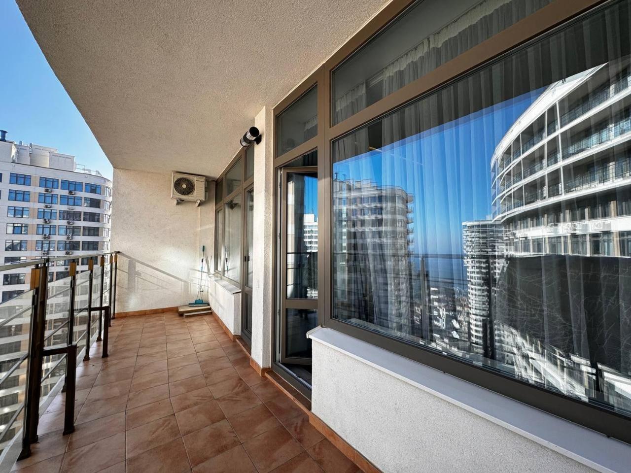 48 Pearl Cozy Apartment Odessa Buitenkant foto