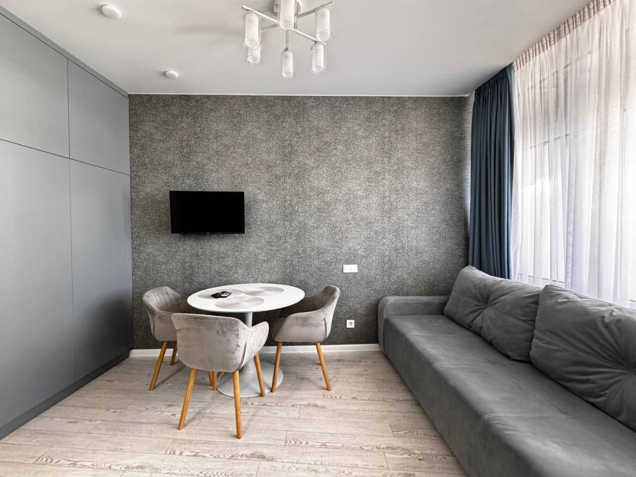 48 Pearl Cozy Apartment Odessa Buitenkant foto