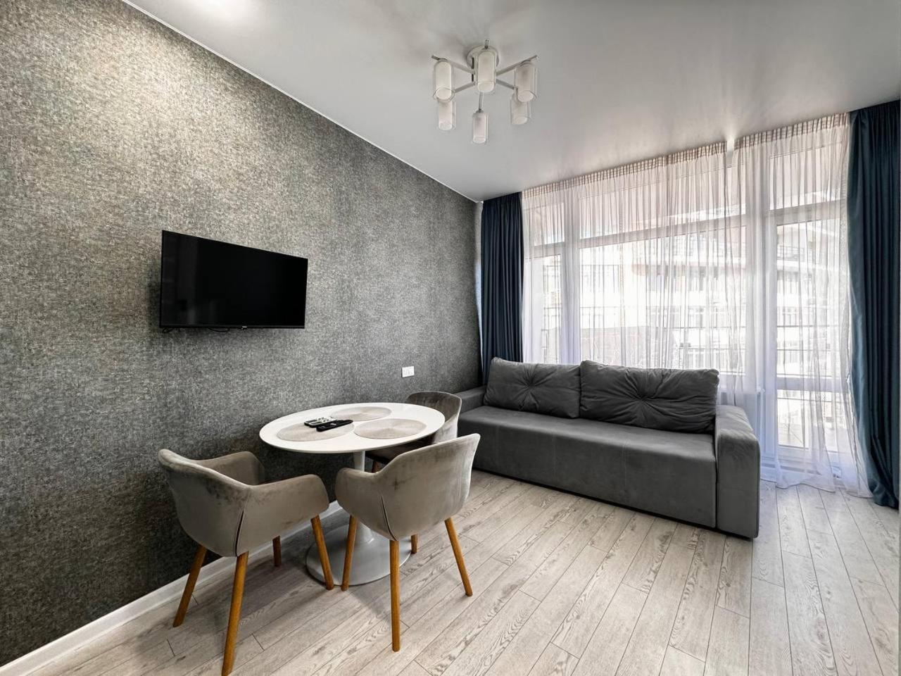 48 Pearl Cozy Apartment Odessa Buitenkant foto